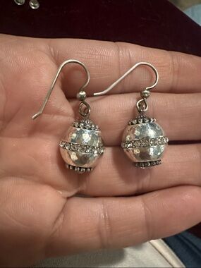 VTG Brighton Glimmer Twist Earrings